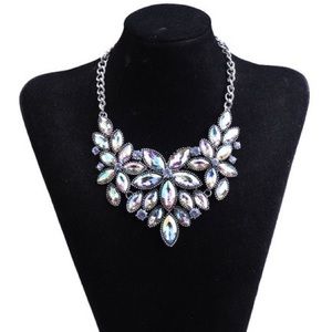 Rhinestone Studded Contrast Color Iridescent Flower Necklace